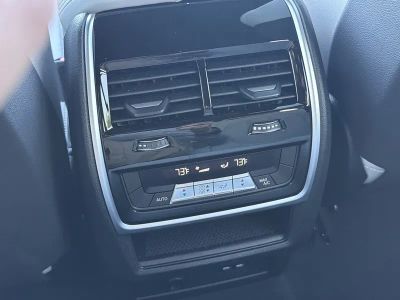2026 BMW X5 — photo 18 view