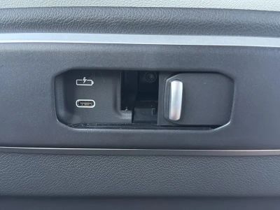 2026 BMW X5 — photo 19 view