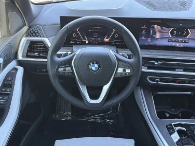 2026 BMW X5 — photo 15 view