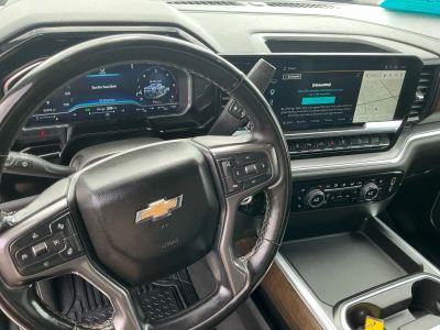 2025 Chevrolet Silverado 2500HD — photo 14 view