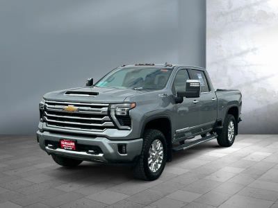 2025 Chevrolet Silverado 2500HD — front three-quarter view