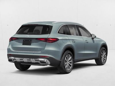 2026 Mercedes-Benz GLC 300 - Photo 2