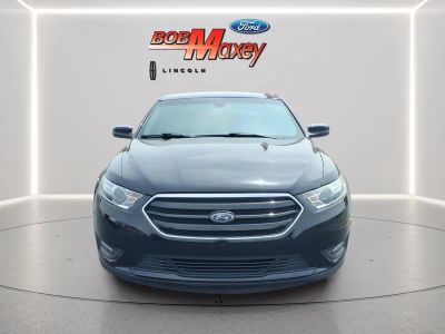 2018 Ford Taurus — side profile view