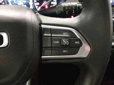 2024 Jeep Compass — photo 13 view