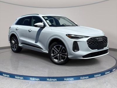 2025 Audi Q5 — side profile view