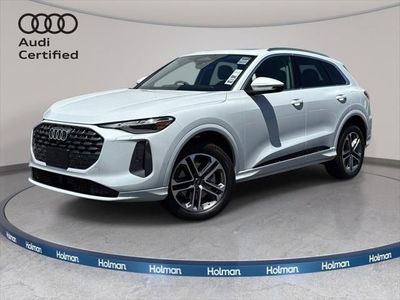 2025 Audi Q5 Premium TFSI quattro S tronic — front three-quarter view