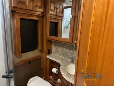 2017 Tiffin Motorhomes Phaeton GH - Photo 10