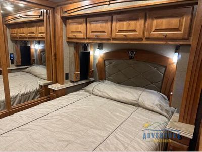 2017 Tiffin Motorhomes Phaeton GH - Photo 9