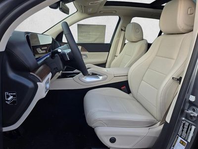 2026 Mercedes-Benz GLE 450 - Photo 4