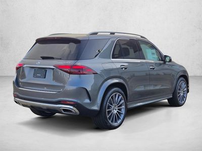 2026 Mercedes-Benz GLE 450 - Photo 2