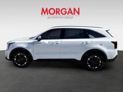2026 Kia Sorento — side profile view