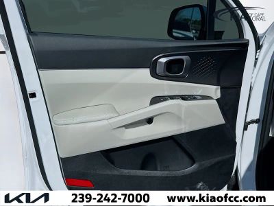 2026 Kia Sorento — photo 22 view