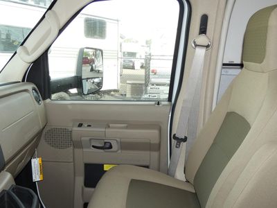 2026 Thor Motor Coach Pasadena SE - Photo 12