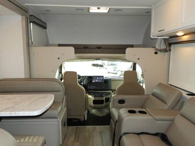 2026 Thor Motor Coach Pasadena SE - Photo 6