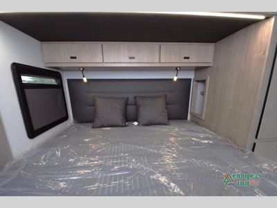 2026 Grand Design Lineage Series M - Photo 47