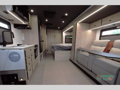 2026 Grand Design Lineage Series M - Photo 24