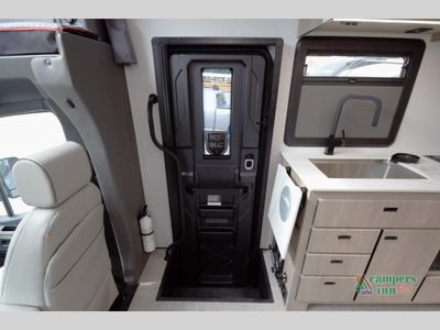 2026 Grand Design Lineage Series M - Photo 20