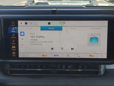 2026 Jeep Gladiator — photo 19 view