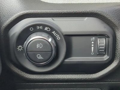 2026 Jeep Gladiator — photo 23 view