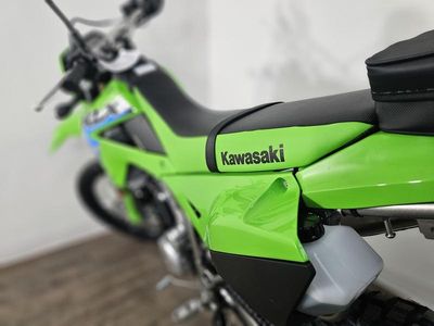 2026 Kawasaki KLX300 - Photo 17