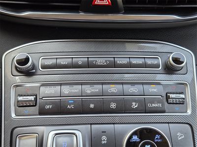 2023 Hyundai Santa Fe - Photo 14