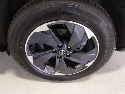 2024 Nissan Rogue - Photo 20