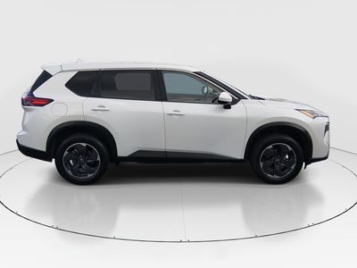 2024 Nissan Rogue - Photo 8