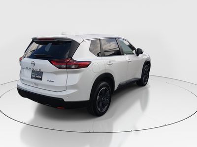 2024 Nissan Rogue - Photo 7