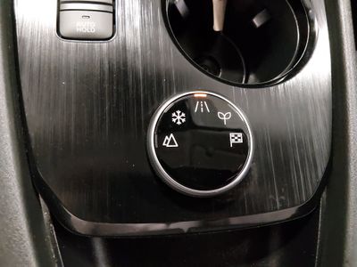 2024 Nissan Rogue - Photo 12
