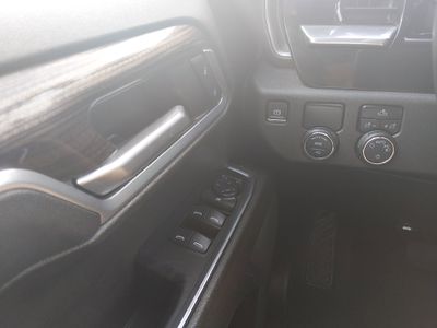 2025 Chevrolet Silverado 1500 — photo 21 view