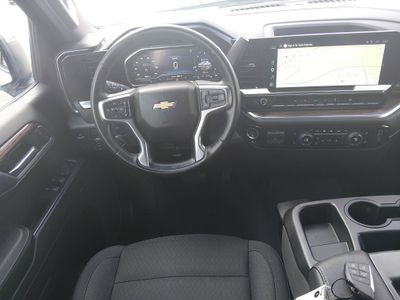 2025 Chevrolet Silverado 1500 — photo 18 view