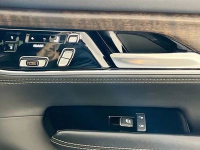 2023 Jeep Grand Wagoneer L - Photo 28