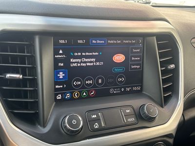 2023 GMC Acadia - Photo 12