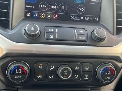 2023 GMC Acadia - Photo 13