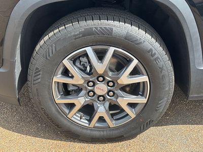2023 GMC Acadia - Photo 26