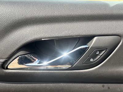 2023 GMC Acadia - Photo 8