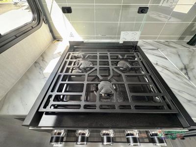 2026 Coachmen RV Apex Ultra-Lite — photo 18 view