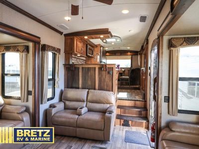 2017 Keystone RV Montana - Photo 20