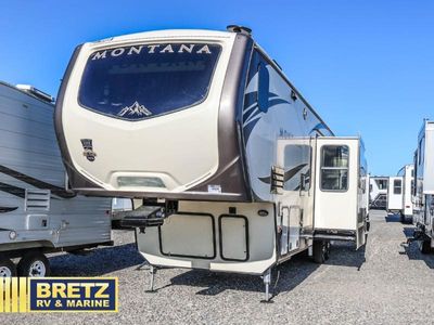 2017 Keystone RV Montana - Photo 4