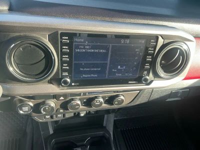 2023 Toyota Tacoma — photo 11 view