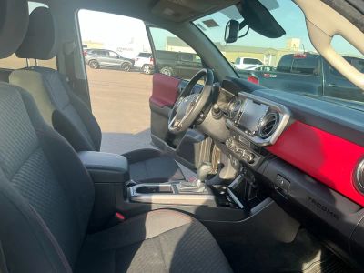 2023 Toyota Tacoma — photo 20 view