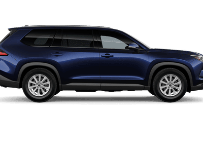 2026 Toyota Grand Highlander Hybrid - Photo 12