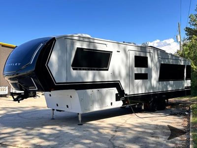 2026 Brinkley Model Z - Photo 9