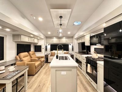 2026 Brinkley Model Z - Photo 30