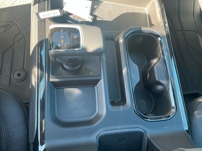 2026 Chevrolet Silverado 1500 — photo 13 view