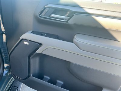 2026 Chevrolet Silverado 1500 — photo 21 view