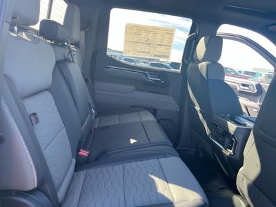 2026 Chevrolet Silverado 1500 — photo 19 view