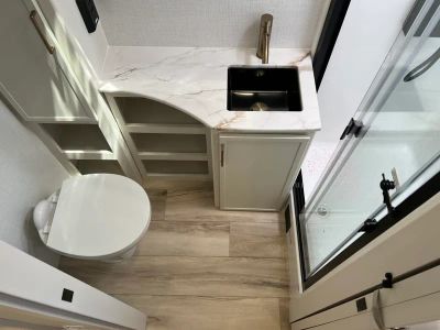 2026 Brinkley RV MODEL IX — photo 17 view