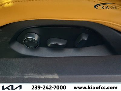 2023 Chevrolet Corvette — photo 16 view