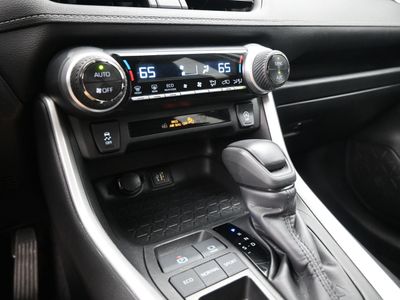 2026 2024 Toyota RAV4 XLE SUV - Photo 13